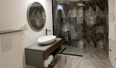 Imagine pentru Hotel Sentir 4* valabile pentru Craciun 2025