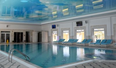 Oferta Delta Dunarii 2020 Hotel Lebada Luxury Resort Spa 5 Romania Delta Dunarii
