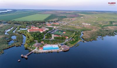 Imagine pentru Puflene Resort 4* valabile pentru Delta Dunarii 2022