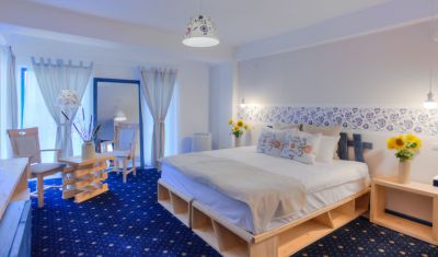 Imagine pentru Hotel Peninsula Resort 4* valabile pentru Delta Dunarii 2023