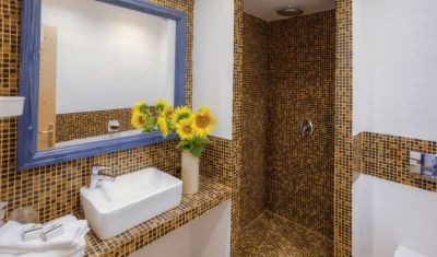 Imagine pentru Hotel Peninsula Resort 4* valabile pentru Delta Dunarii 2023
