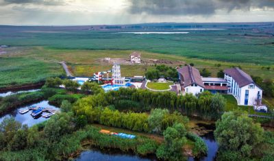 Imagine pentru Hotel Peninsula Resort 4* valabile pentru Delta Dunarii 2023