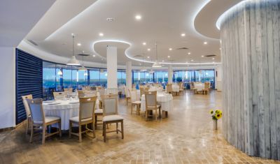 Imagine pentru Hotel Peninsula Resort 4* valabile pentru Delta Dunarii 2023