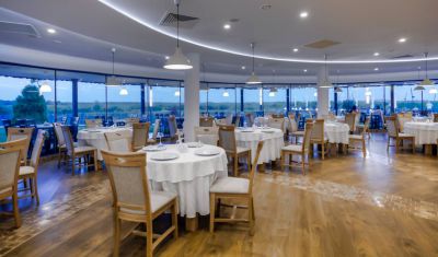 Imagine pentru Hotel Peninsula Resort 4* valabile pentru Delta Dunarii 2023