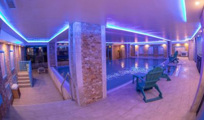 Imagine pentru Hotel Peninsula Resort 4* valabile pentru Delta Dunarii 2023