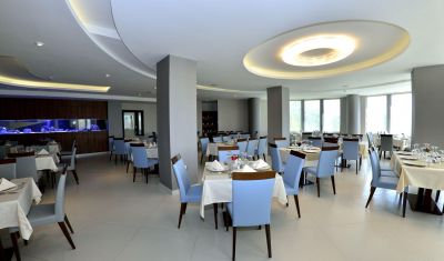 Imagine pentru New Hotel Egreta 4* valabile pentru Delta Dunarii 2024