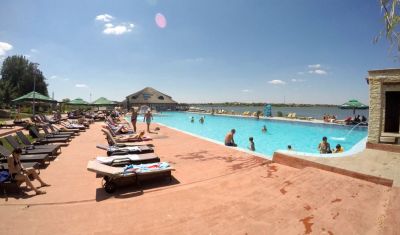 Imagine pentru Puflene Resort 4* valabile pentru Delta Dunarii 2024