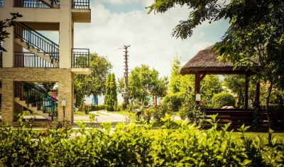 Imagine pentru Puflene Resort 4* valabile pentru Delta Dunarii 2024