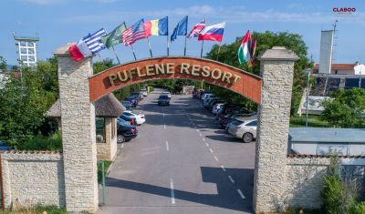 Imagine pentru Puflene Resort 4* valabile pentru Delta Dunarii 2024