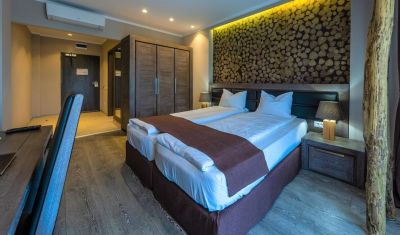 Imagine pentru Delta Boutique & Carmen Silva Resort 5* valabile pentru Delta Dunarii 2025