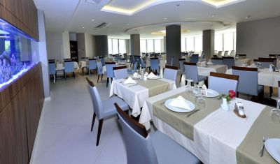 Imagine pentru New Hotel Egreta 4* valabile pentru Delta Dunarii 2025