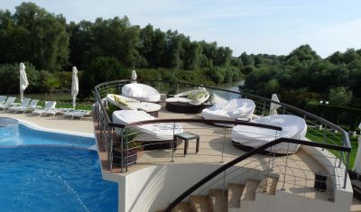Imagine pentru New Hotel Egreta 4* valabile pentru Delta Dunarii 2025