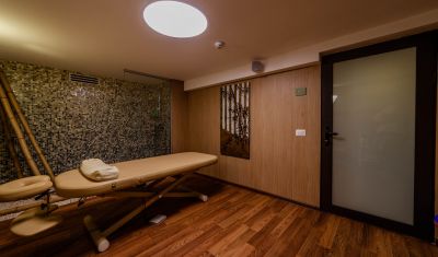 Imagine pentru New Hotel Egreta 4* valabile pentru Delta Dunarii 2025