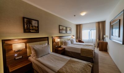 Imagine pentru New Hotel Egreta 4* valabile pentru Delta Dunarii 2025