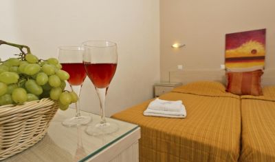 Imagine pentru Hotel Amaryllis 2* valabile pentru Litoral 2022