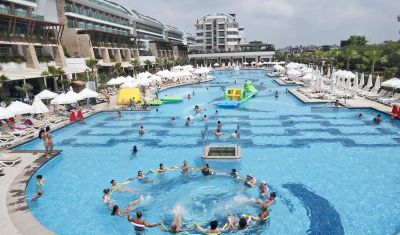 Imagine pentru Hotel Crystal Waterworld Resort & Spa 5* valabile pentru Litoral 2022