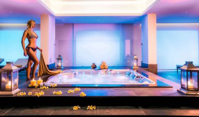 Imagine pentru Hotel Jaz Makadi Oasis Resort Club 5* valabile pentru Litoral 2022