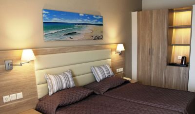 Imagine pentru Hotel Messonghi Beach 3* valabile pentru Litoral 2022