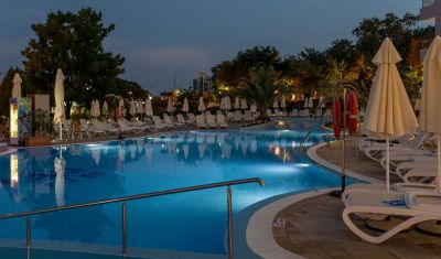 Imagine pentru Hotel Neptun Beach 4* valabile pentru Litoral 2022