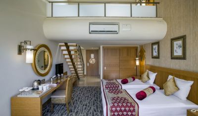 Imagine pentru Hotel Royal Dragon 5* valabile pentru Litoral 2022
