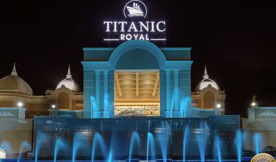Imagine pentru Hotel Titanic Royal 5* valabile pentru Litoral 2022