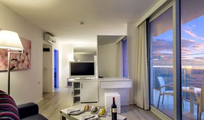 Imagine pentru Le Bleu Hotel & Resort 5* valabile pentru Litoral 2022