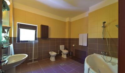 Imagine pentru Complex Mediteranean Mamaia 3* valabile pentru Litoral 2023