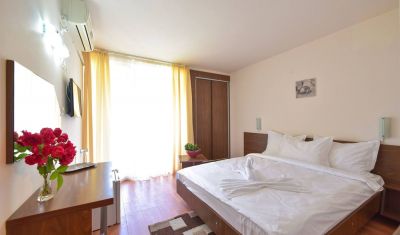 Imagine pentru Complex Mediteranean Mamaia 3* valabile pentru Litoral 2023
