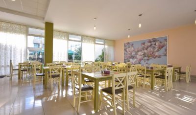 Imagine pentru Complex Mediteranean Mamaia 3* valabile pentru Litoral 2023