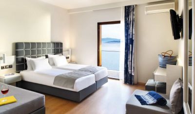 Imagine pentru Hotel Akrathos Beach 4* valabile pentru Litoral 2023