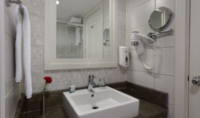 Imagine pentru Hotel Alba Queen 5* valabile pentru Litoral 2023