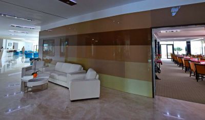Imagine pentru Hotel Alcor 4* valabile pentru Litoral 2023