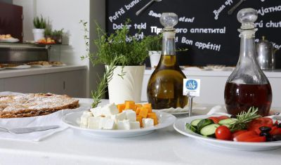 Imagine pentru Hotel Alexandra Elegance Bridging Generations 5* valabile pentru Litoral 2023