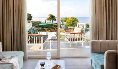 Imagine pentru Hotel Alexandra Elegance Bridging Generations 5* valabile pentru Litoral 2023