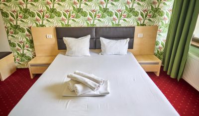 Imagine pentru Hotel Alma Mamaia 3* valabile pentru Litoral 2023