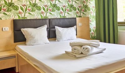 Imagine pentru Hotel Alma Mamaia 3* valabile pentru Litoral 2023