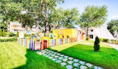 Imagine pentru Hotel AluaSun Helios Beach 3*  valabile pentru Litoral 2023