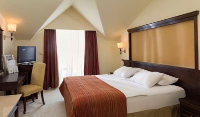 Imagine pentru Hotel Alva Donna Beach Resort 5* valabile pentru Litoral 2023