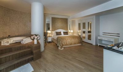Imagine pentru Hotel Aska Lara Resort & Spa  5* valabile pentru Litoral 2023
