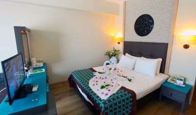 Imagine pentru Hotel Azura Deluxe Resort Sorgun 5* (ex Nashira Resort) valabile pentru Litoral 2023