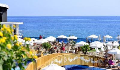 Imagine pentru Hotel Azura Deluxe Resort & Spa 5* valabile pentru Litoral 2023