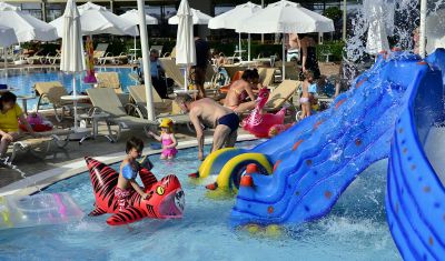 Imagine pentru Hotel Azura Deluxe Resort & Spa 5* valabile pentru Litoral 2023