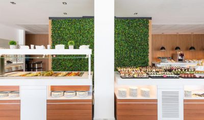 Imagine pentru Hotel Bavaro 4* valabile pentru Litoral 2023