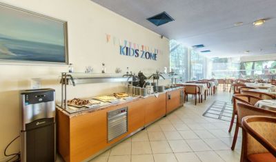 Imagine pentru Hotel Bellevue 4* valabile pentru Litoral 2023