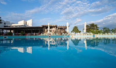Imagine pentru Hotel California 3 valabile pentru Litoral 2023