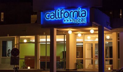 Imagine pentru Hotel California 3 valabile pentru Litoral 2023