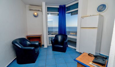 Imagine pentru Hotel California 3 valabile pentru Litoral 2023