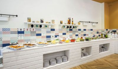 Imagine pentru Hotel Calypso 3* valabile pentru Litoral 2023