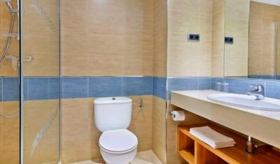 Imagine pentru Hotel Caprici 4* valabile pentru Litoral 2023