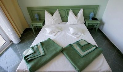 Imagine pentru Hotel Central 3* valabile pentru Litoral 2023